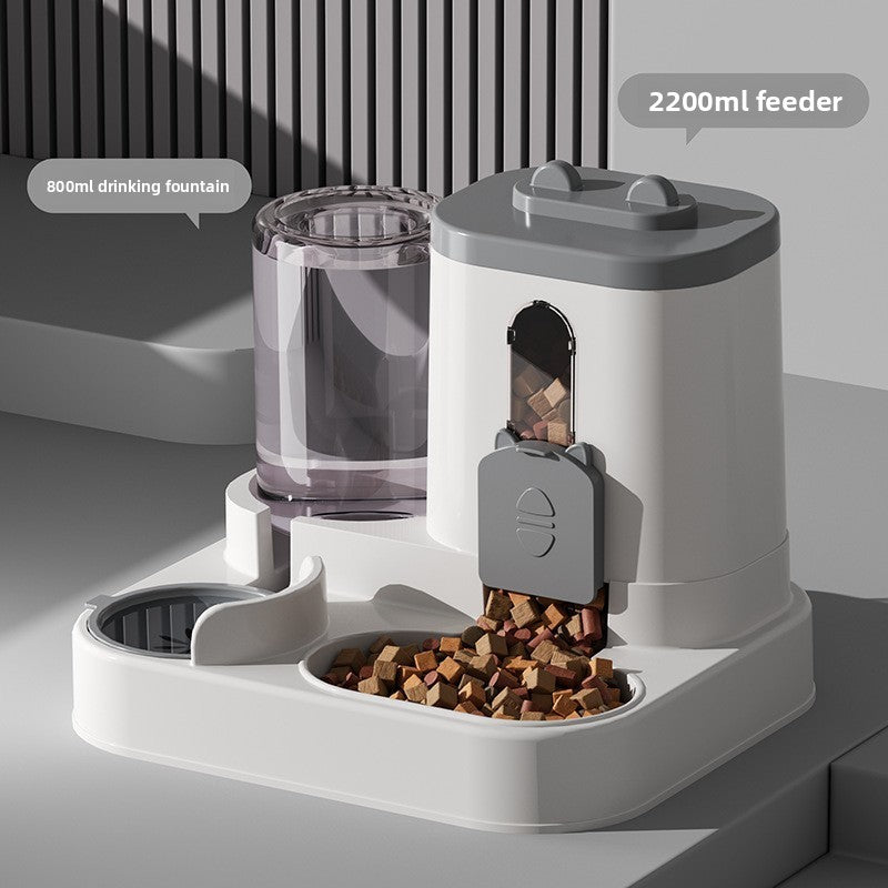 Automatic cat food dispenser