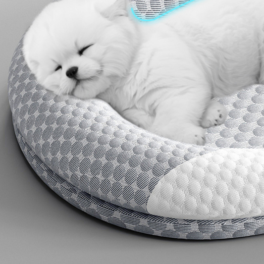 Pet cooling mat and sleeping pad