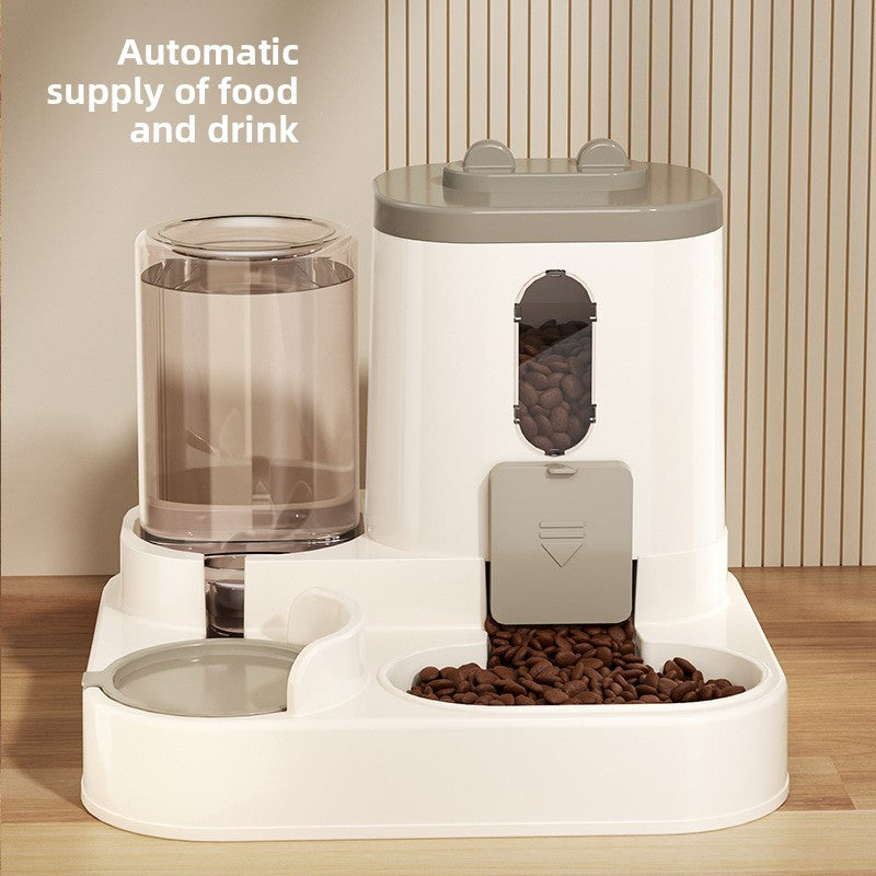 Automatic cat food dispenser
